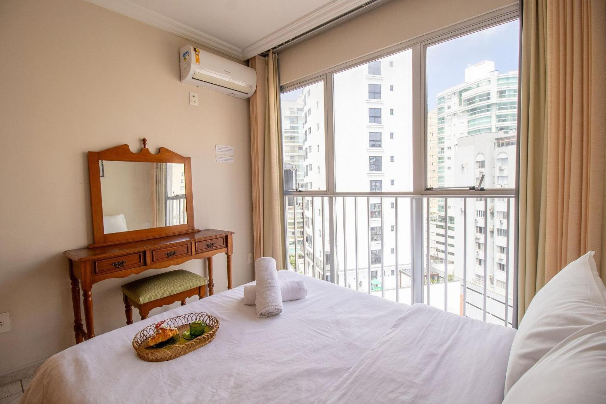 Ferienwohnung Crm71 - 3 Dorm, Centro, Tv Smart, Garagem, Wi-Fi Balneário Camboriú Exterior foto